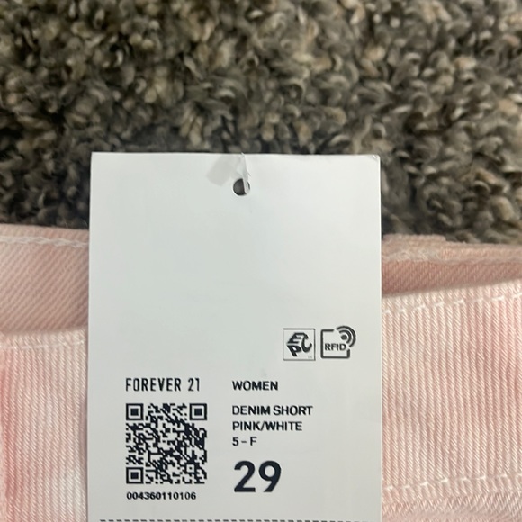 Forever 21 Jean Shorts - Picture 2 of 3
